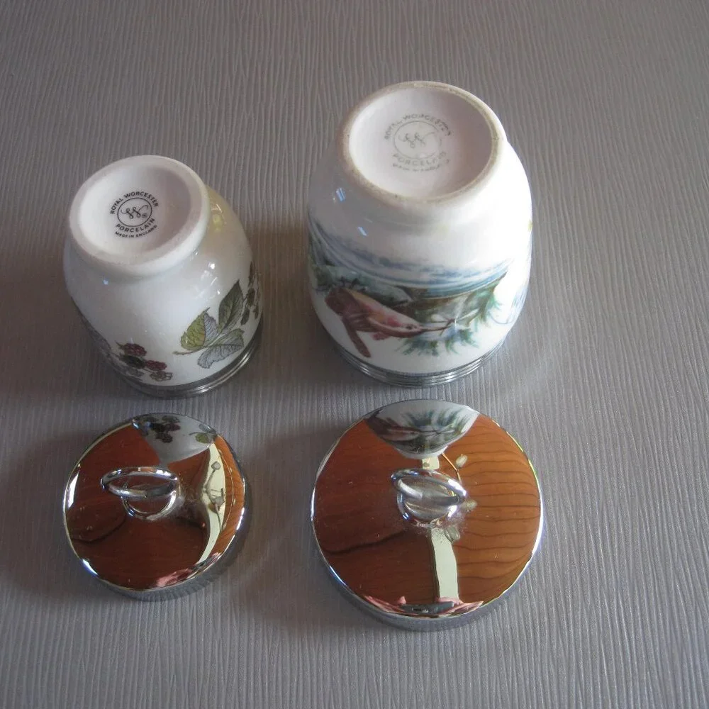 Set of 2 Royal Worcester Egg Coddlers - Woodland Birds Wren & Finch SM Berries